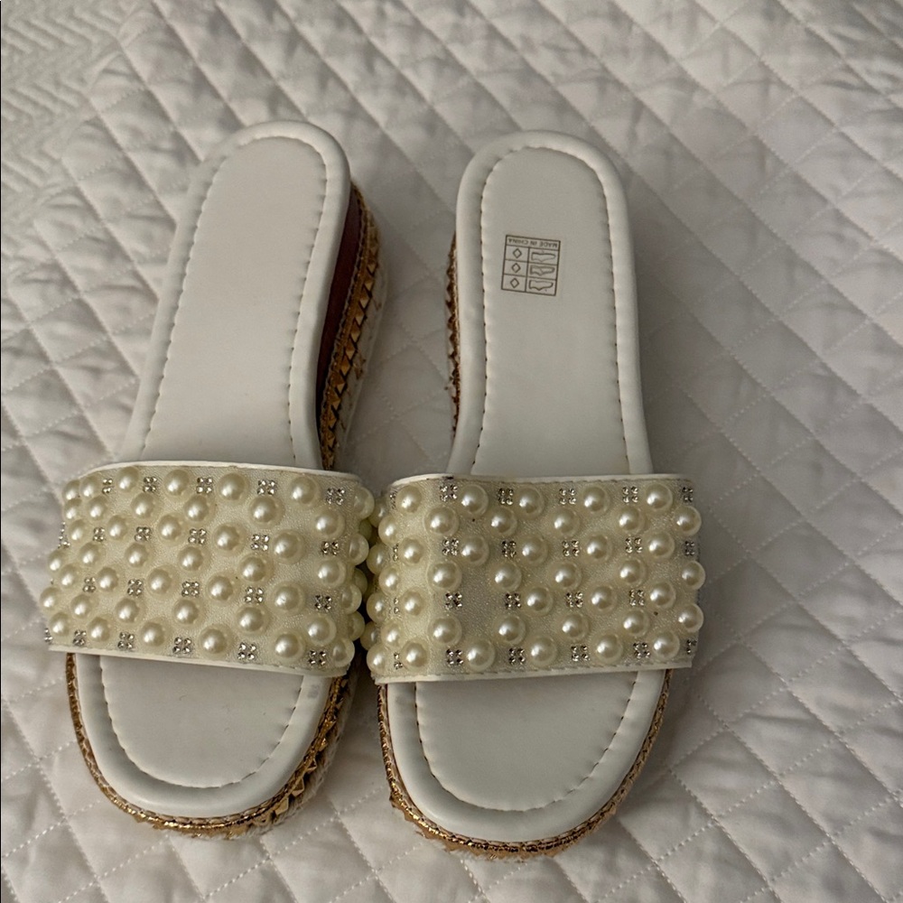Elegant Pearl Embellished White Slide Sandals